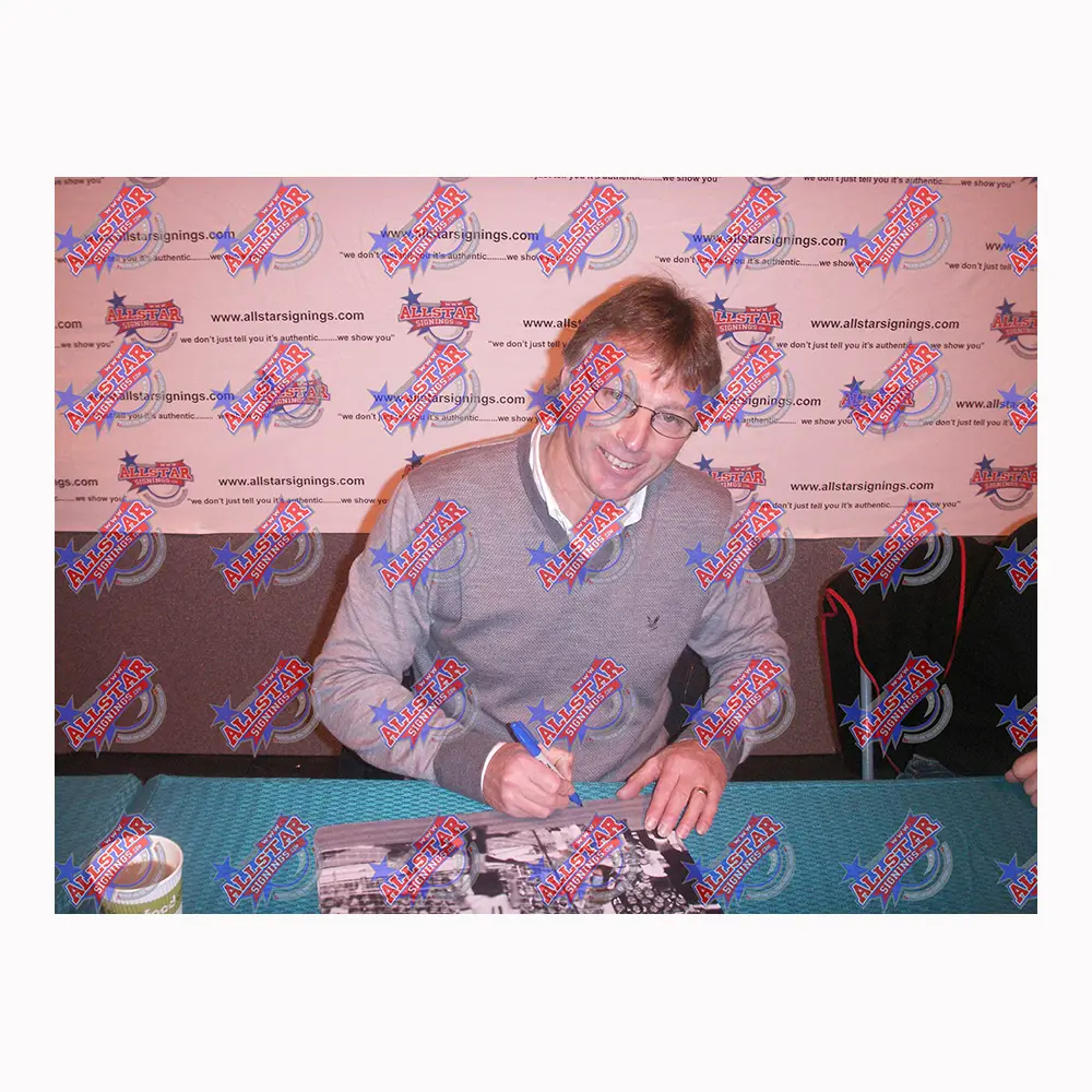Alan Taylor signed 1975 FA Cup Final photo.