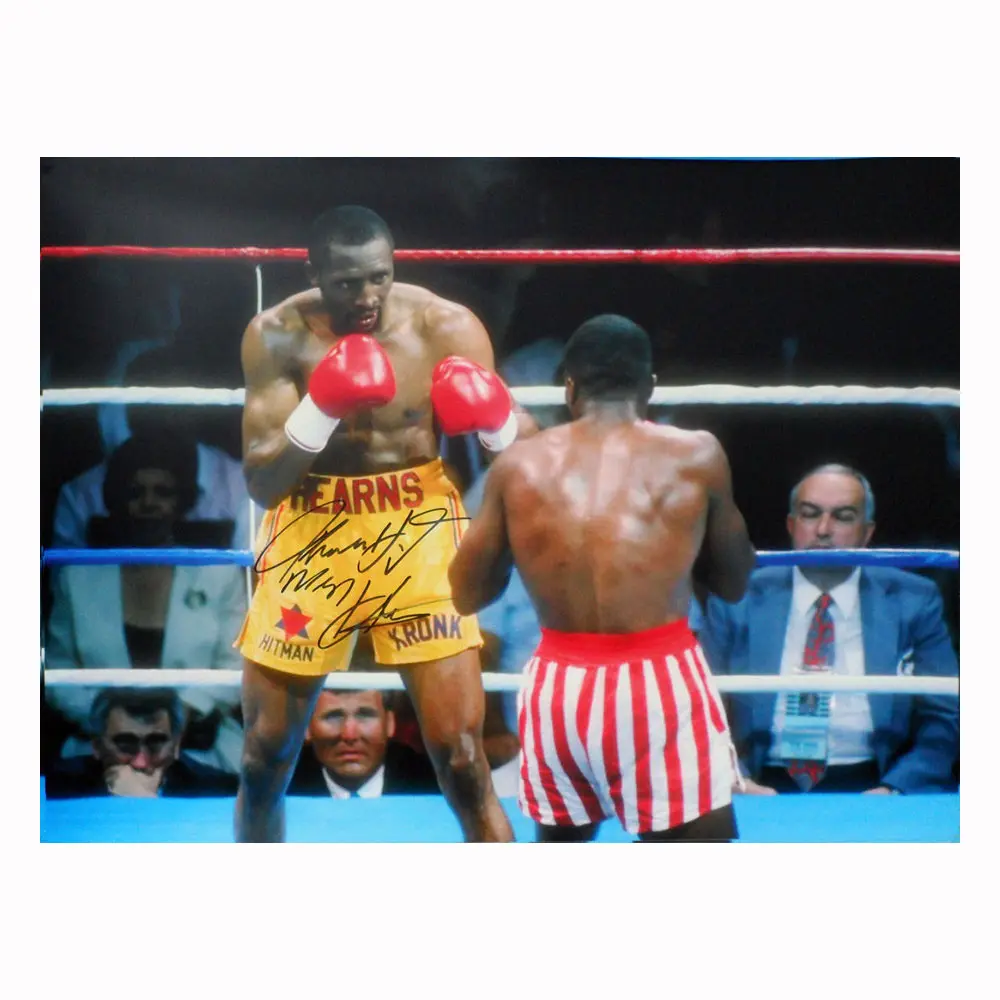 Thomas Hearns signed photo vs Sugar Ray Leonard