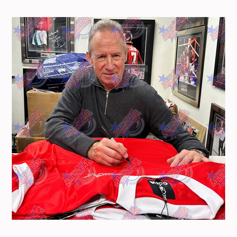 John McGovern signed 1979 Nottingham Forest European Cup Final shirt