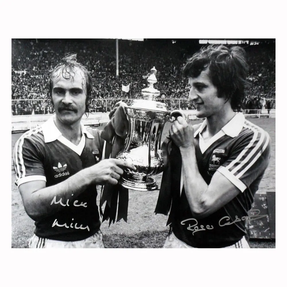 Mills & Osborne signed photo signed 1978 FA Cup Final photo