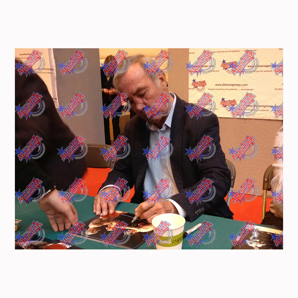 Alan Minter signed 10x8 photo