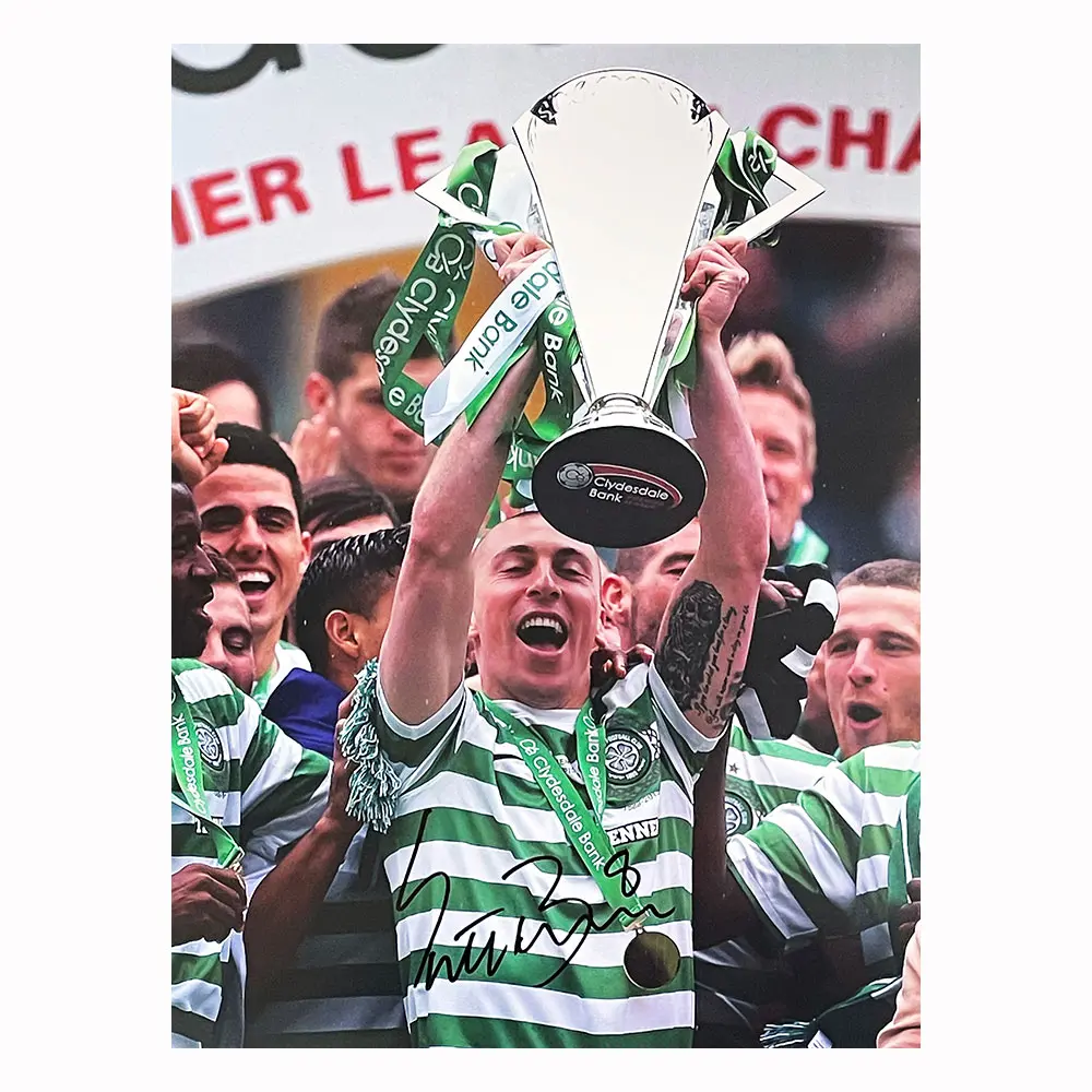 Scott Brown signed photo