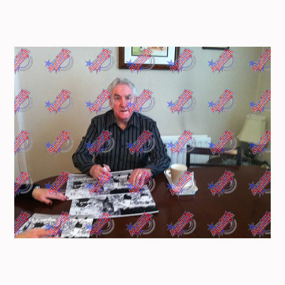 Dave Mackay signed 16x12 photo.
