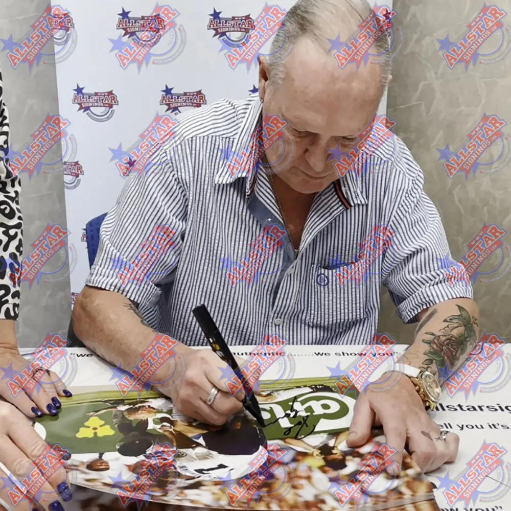 Paul "Gazza" Gascoigne signed "The Dentist Chair" Euro 96 photo