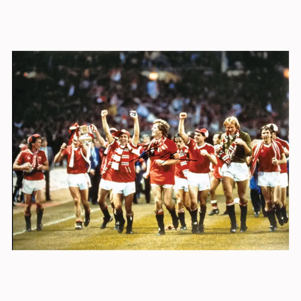 Gordon McQueen Signed Manchester United photo