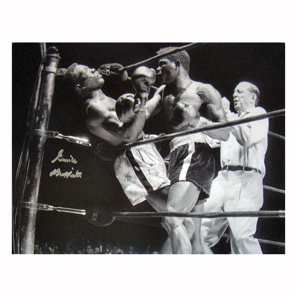Emile Griffith signed 16x12 photo