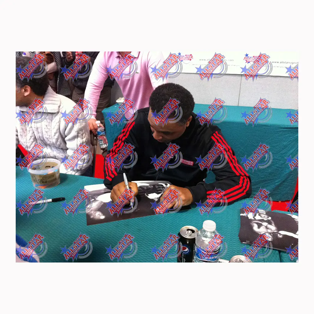 Michael Watson signed 16x12 photo vs Benn