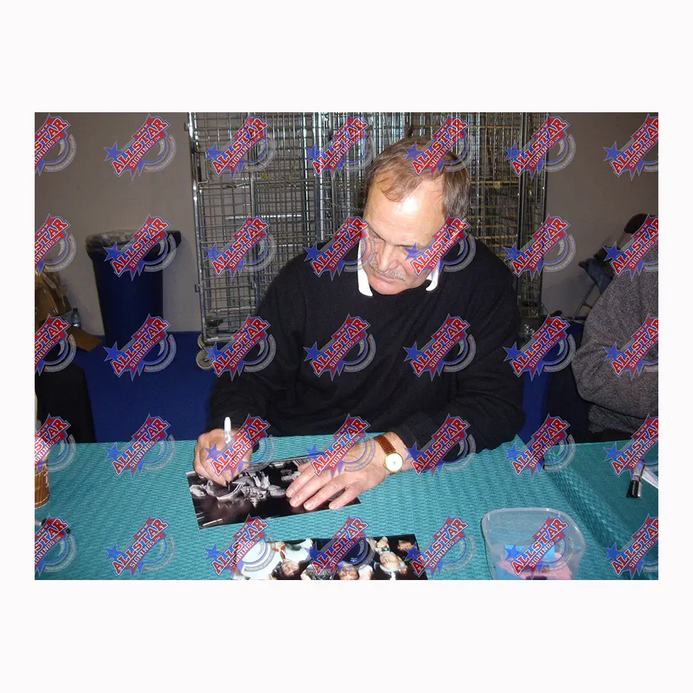 Mick Mills signed FA Cup Final photo.