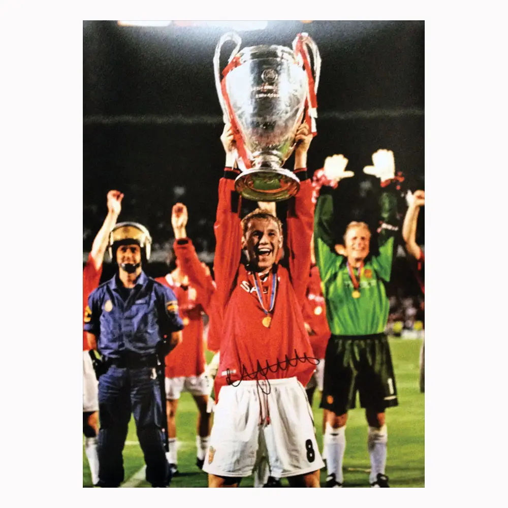 Nicky Butt Signed 1999 Champions League Final photo