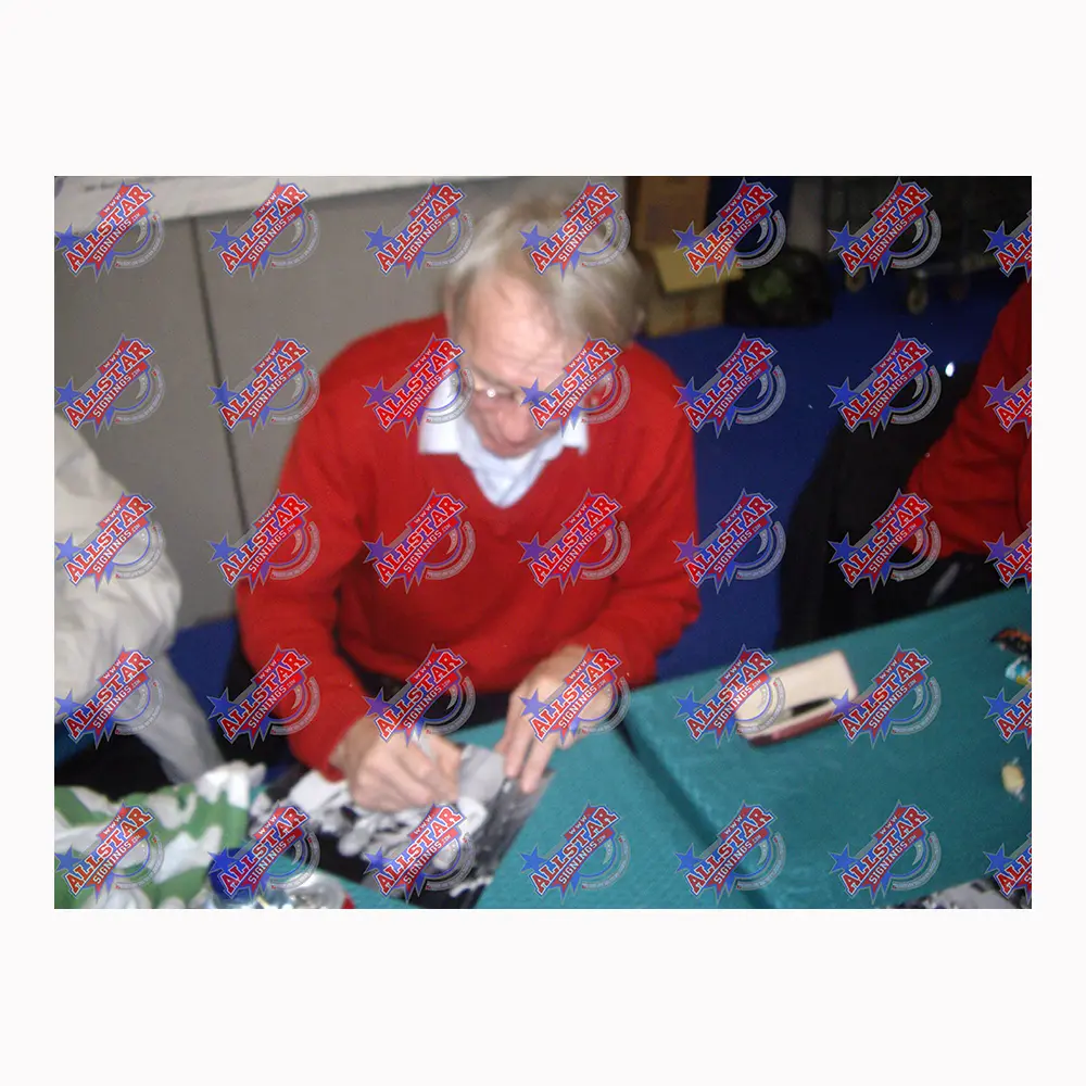 Paddy Crerand signed 10x8 photo