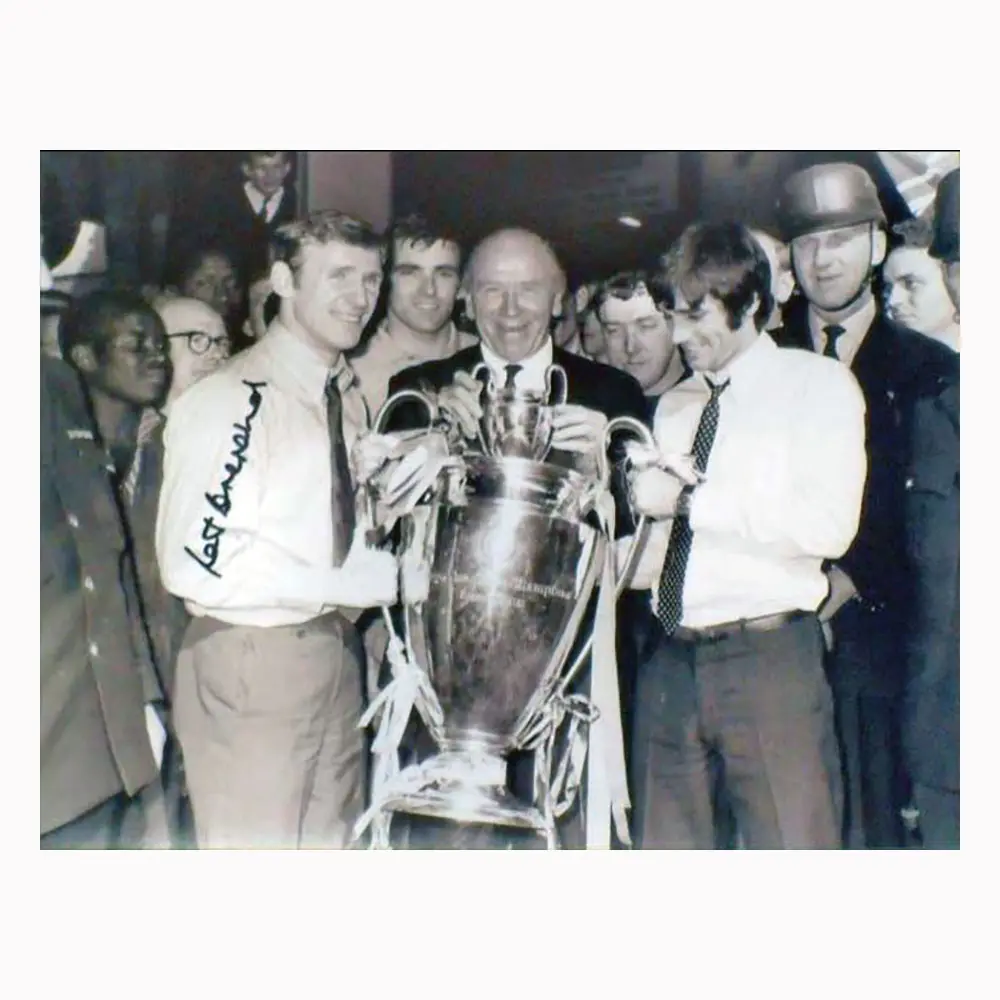 Paddy Crerand signed 10x8 photo