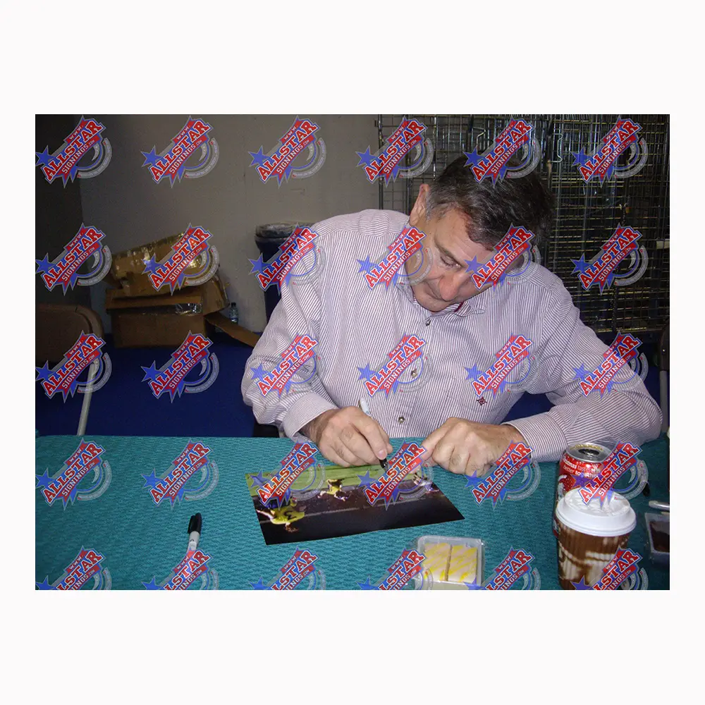 Roger Osborne signed FA Cup Final photo