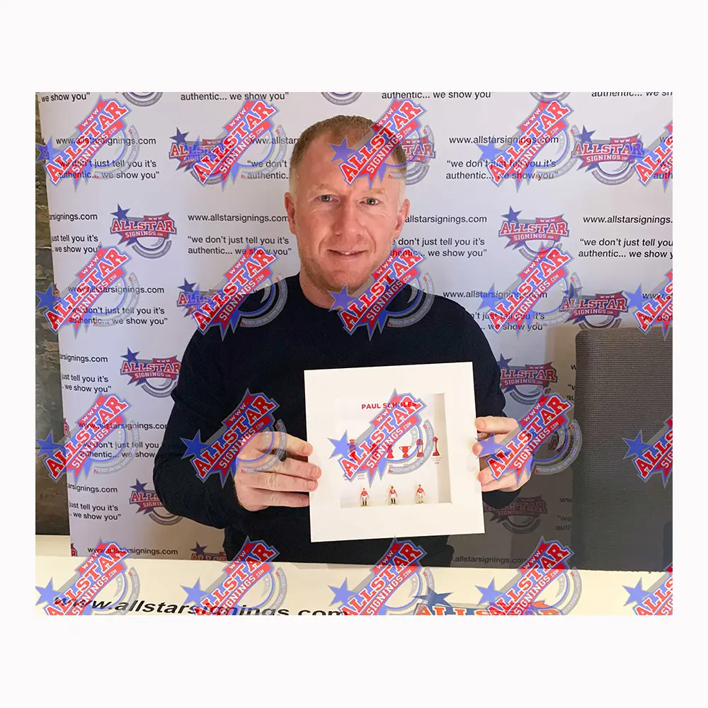 Paul Scholes signed hand painted Subbuteo style career display