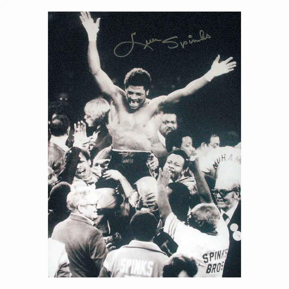 Leon Spinks signed 16x12 photo vs Muhammad Ali