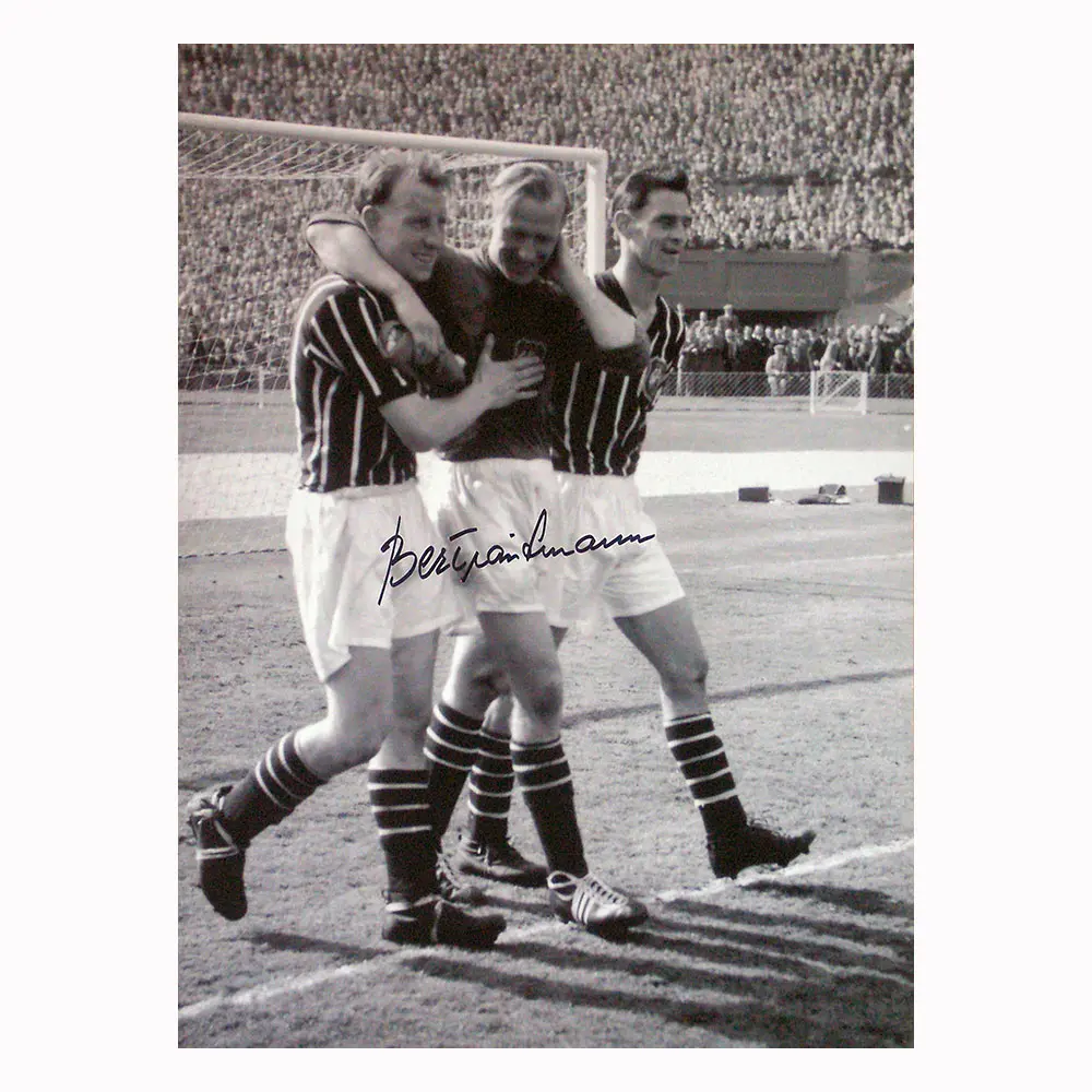 Bert Trautmann signed 1956 FA Cup Final photo (1)