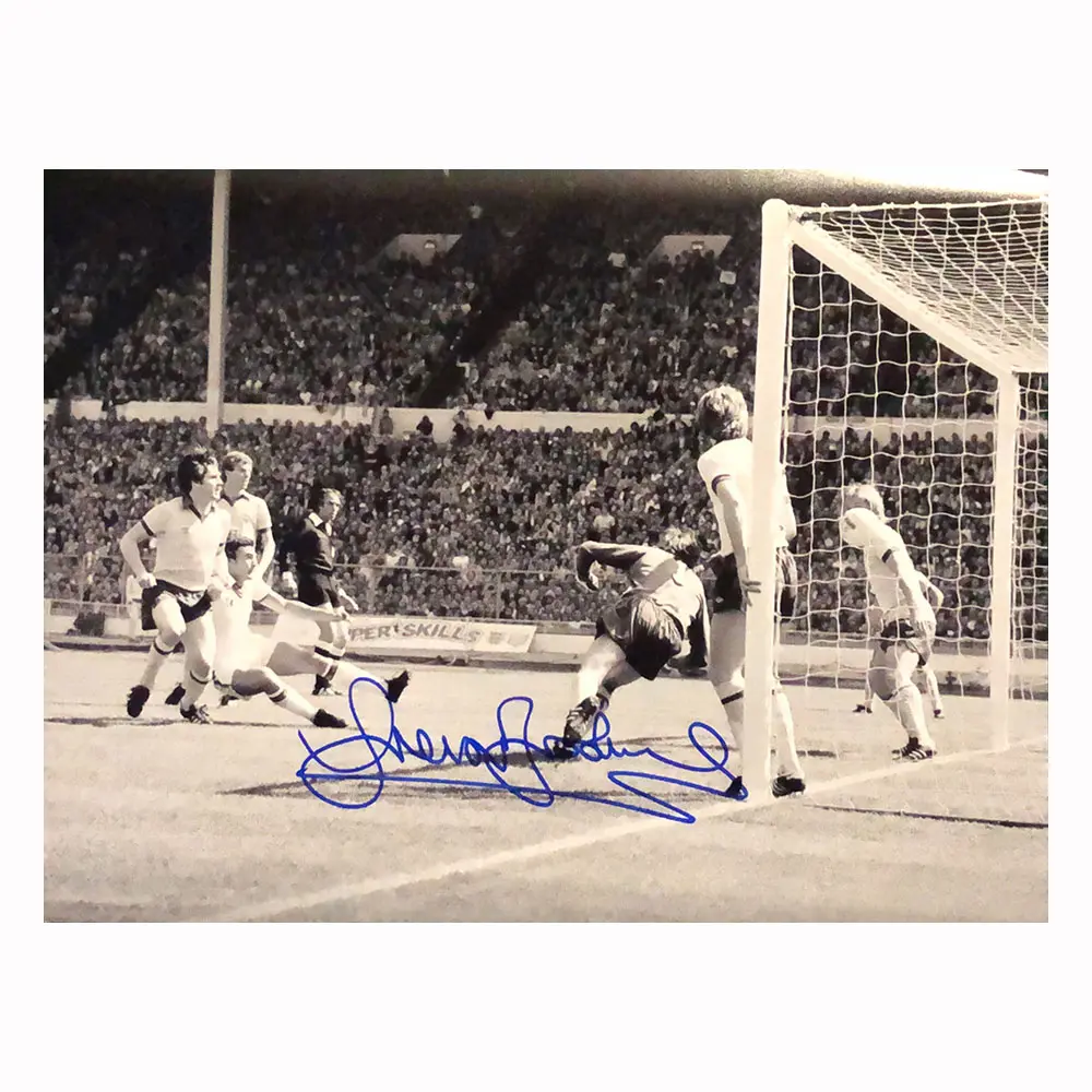 Sir Trevor Brooking signed 1980 FA Cup Final photo