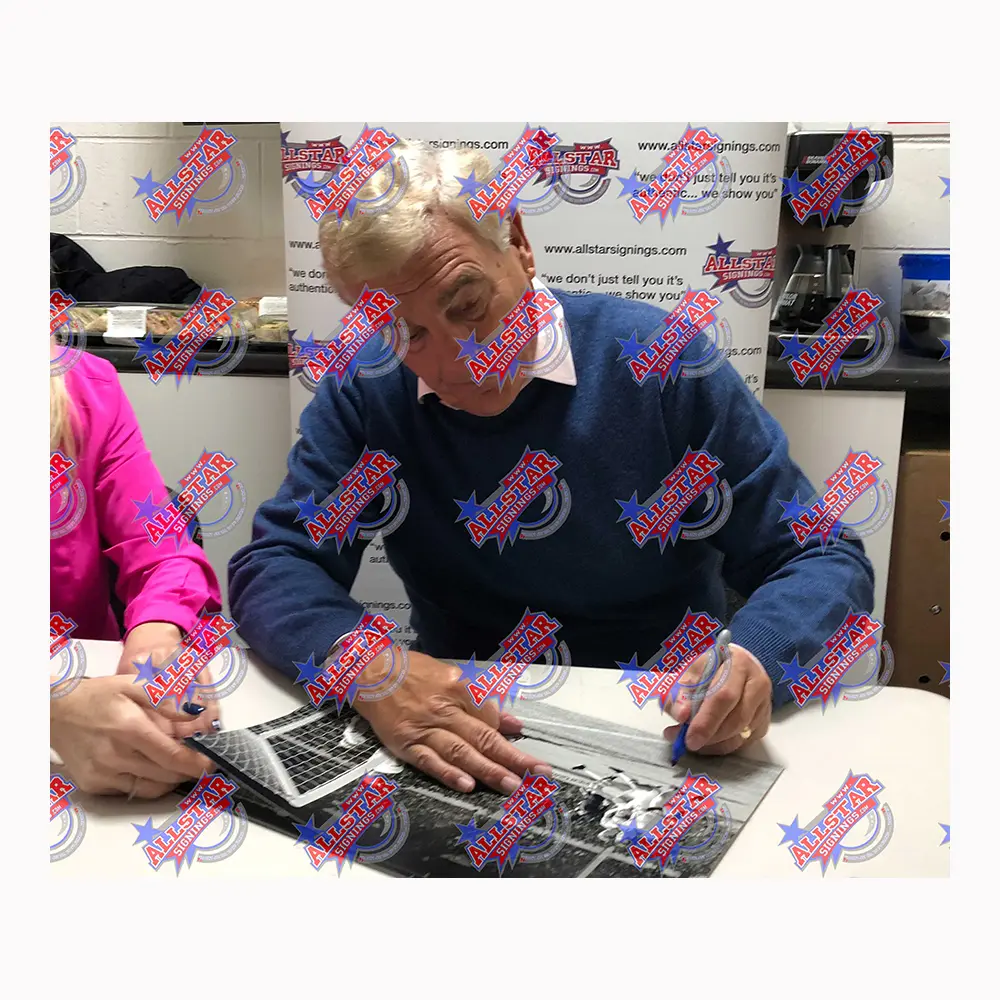 Sir Trevor Brooking signed 1980 FA Cup Final photo