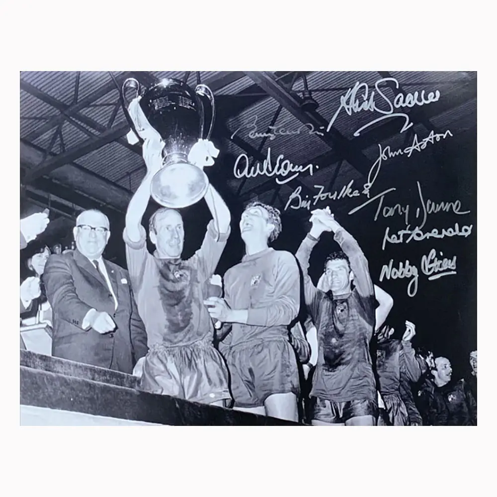 Manchester United 1968 European Cup Final photo signed by 8