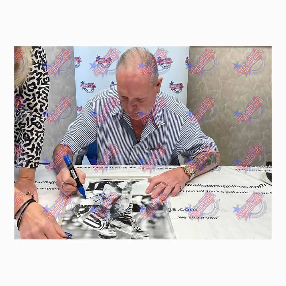 Paul “Gazza” Gascoigne with Vinny Jones signed photo
